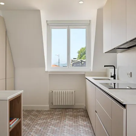 Miramar Attic By Feelfreerentals Apartman *