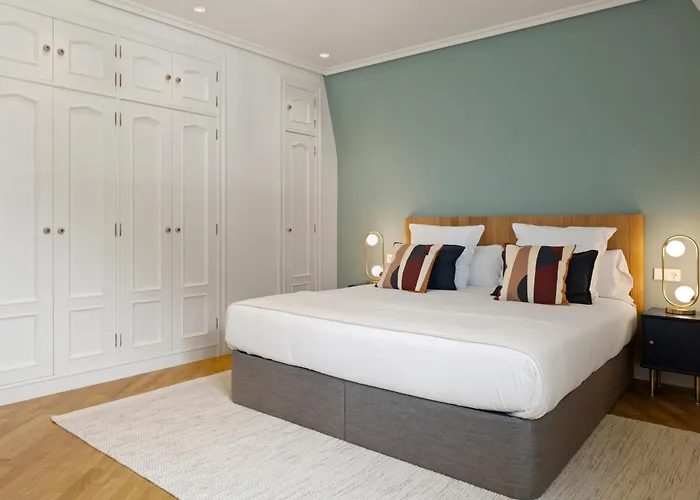 Miramar Attic By Feelfreerentals *