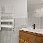 公寓 Miramar Attic By Feelfreerentals *
