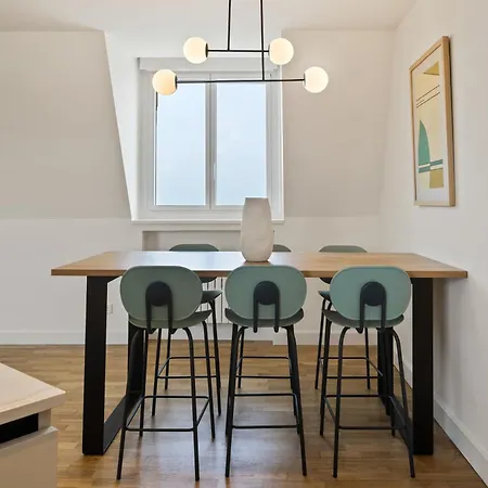 Miramar Attic By Feelfreerentals Apartamento